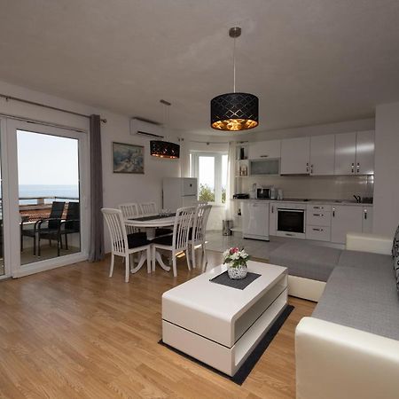 Maestral Apartment Veliko Brdo  Bagian luar foto