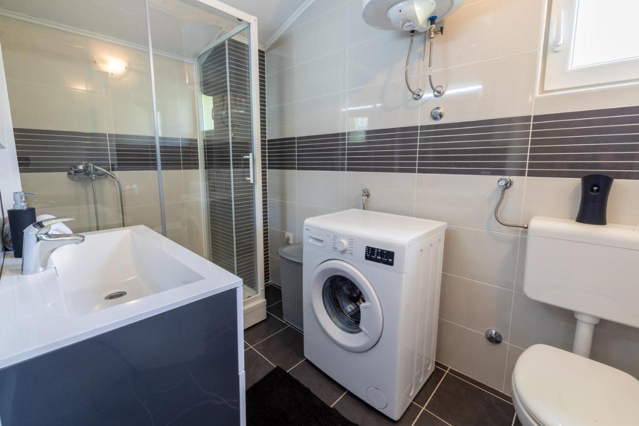 Maestral Apartment Veliko Brdo  Bagian luar foto
